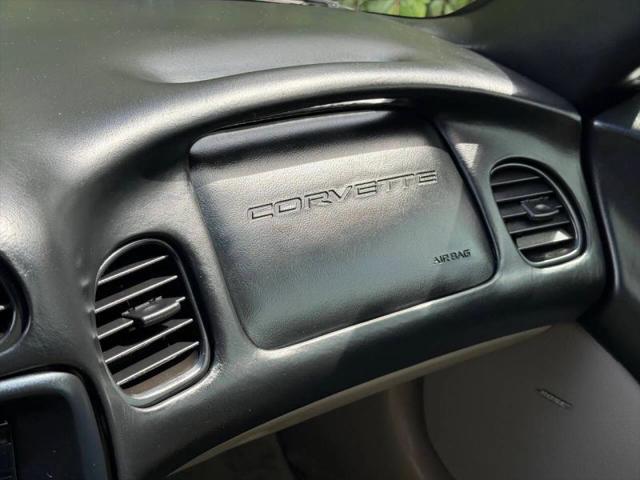 1998 Chevrolet Corvette Base