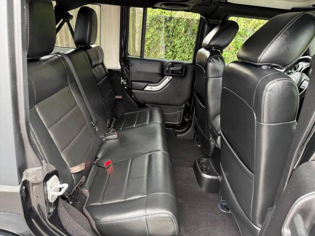 2012 Jeep Wrangler Unlimited Sahara