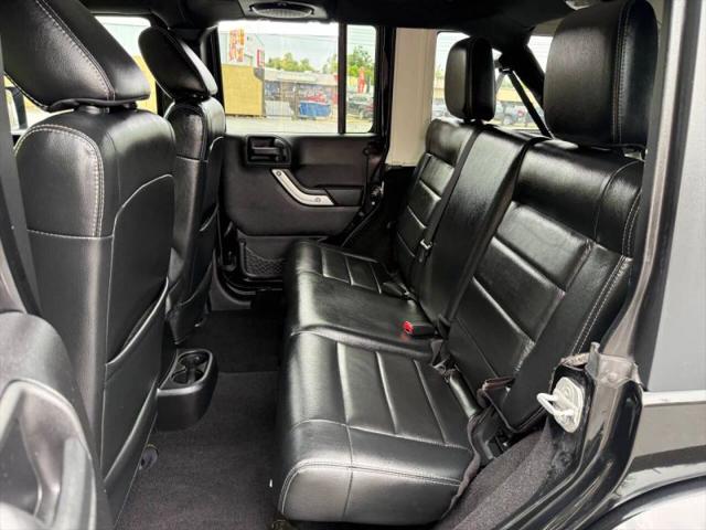 2012 Jeep Wrangler Unlimited Sahara