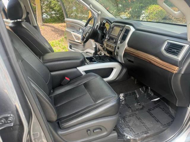 2017 Nissan Titan SL