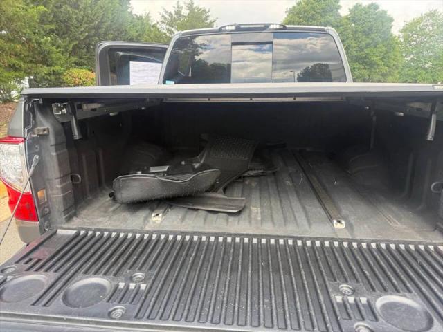 2017 Nissan Titan SL