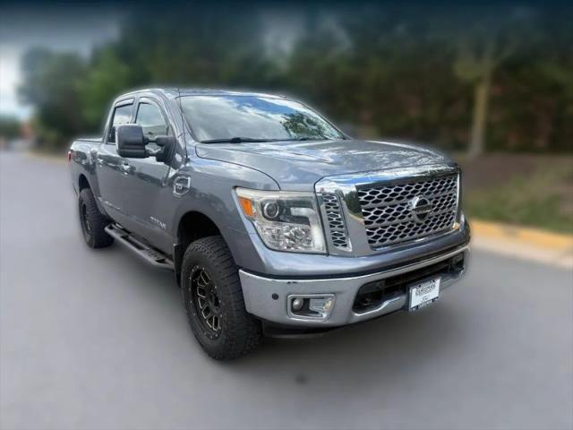 2017 Nissan Titan SL