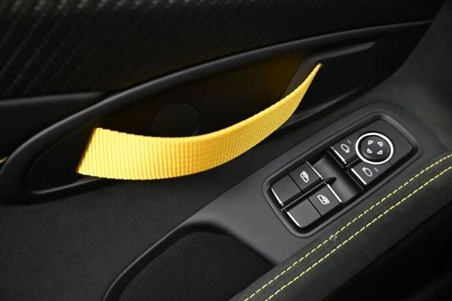 2025 Porsche 718 Cayman GT4 RS
