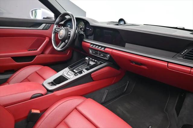 2023 Porsche 911 Carrera 4S Cabriolet