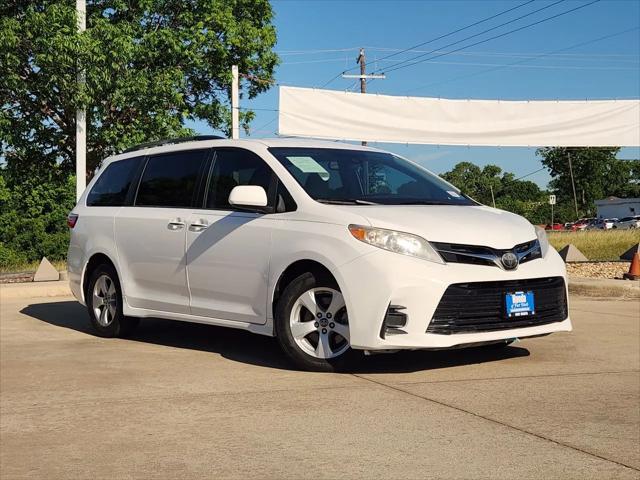 2019 Toyota Sienna LE 8 Passenger for sale in Fort Worth, TX