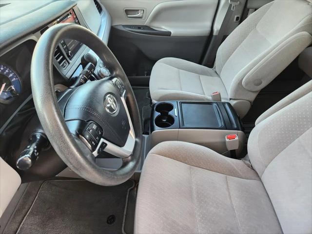 2019 Toyota Sienna LE 8 Passenger