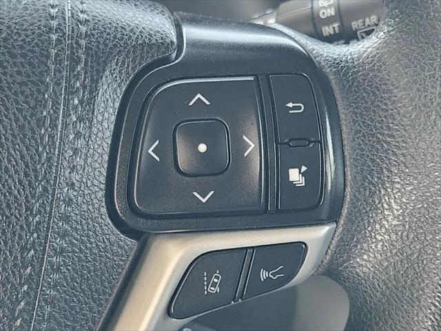 2019 Toyota Sienna LE 8 Passenger