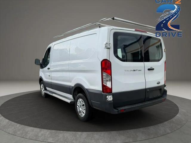 2017 Ford Transit w/60/40 Side Door w/RWB