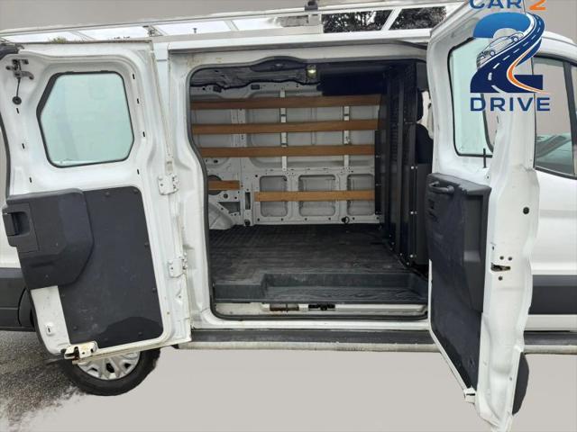 2017 Ford Transit w/60/40 Side Door w/RWB