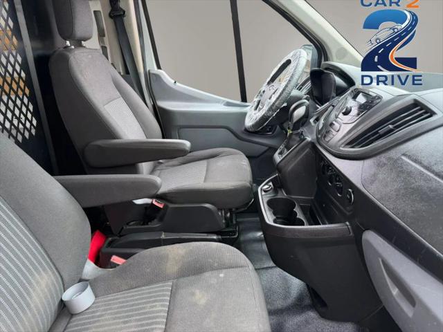 2017 Ford Transit w/60/40 Side Door w/RWB