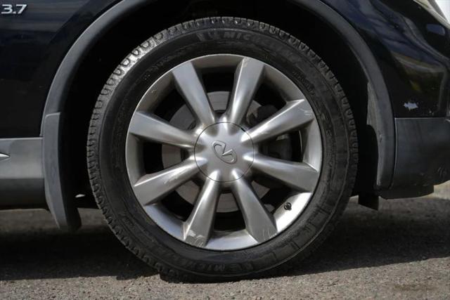 2016 INFINITI QX50 Base