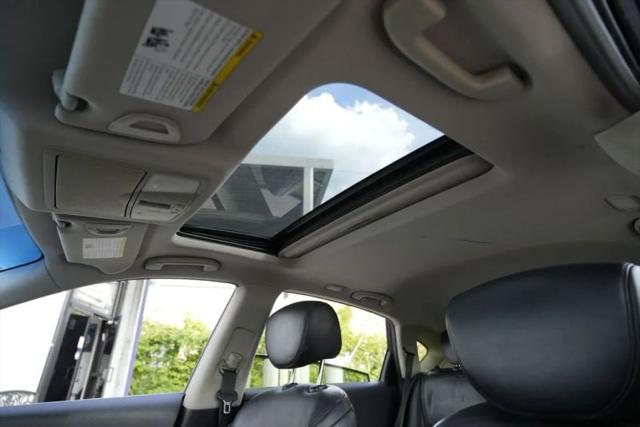 2016 INFINITI QX50 Base