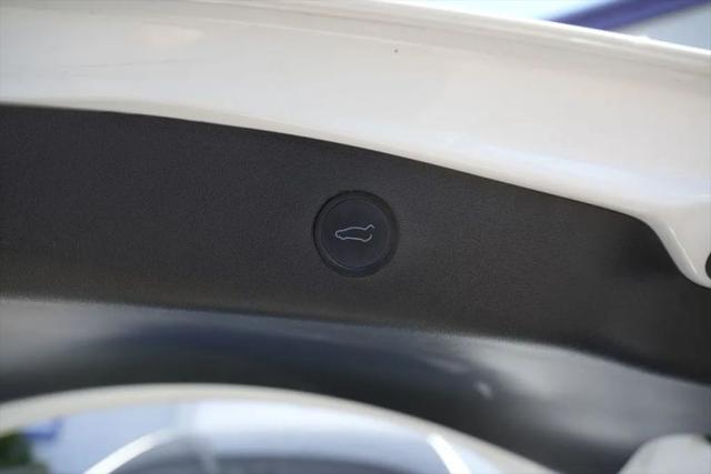 2021 Tesla Model 3 Standard Range Plus Rear-Wheel Drive