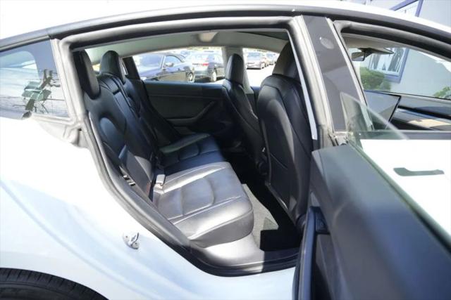 2021 Tesla Model 3 Standard Range Plus Rear-Wheel Drive