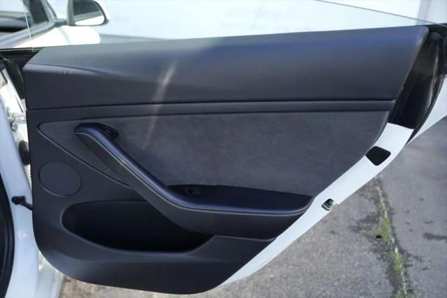 2021 Tesla Model 3 Standard Range Plus Rear-Wheel Drive
