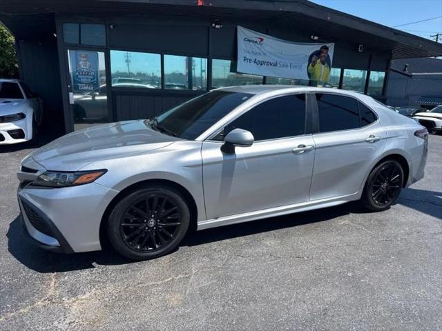 2022 Toyota Camry SE