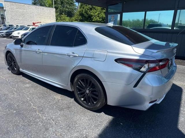 2022 Toyota Camry SE