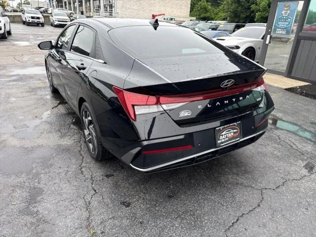 2024 Hyundai Elantra Hybrid Limited