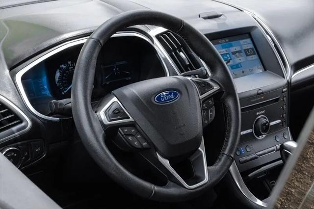 2016 Ford Edge Titanium