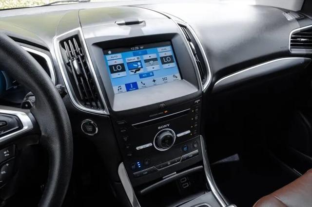 2016 Ford Edge Titanium