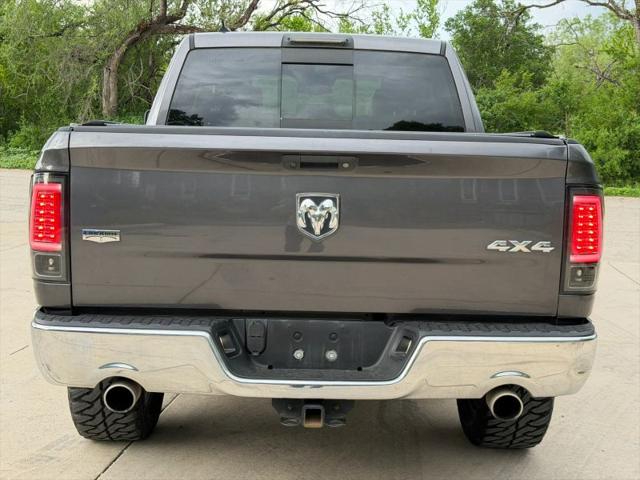 2017 Ram 1500 Laramie Crew Cab 4x4 5'7" Box