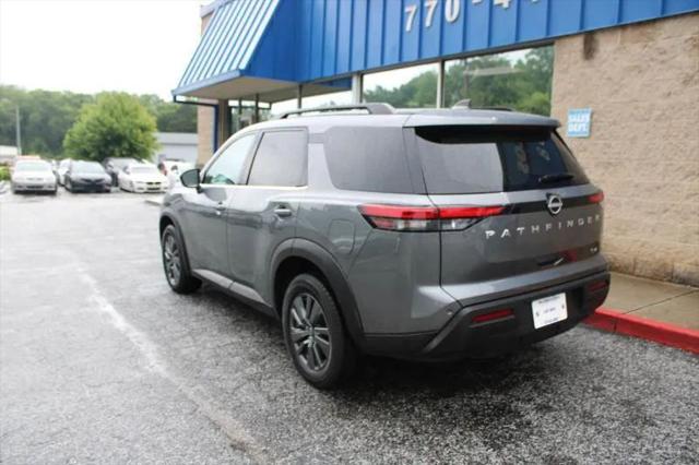 2023 Nissan Pathfinder SV FWD