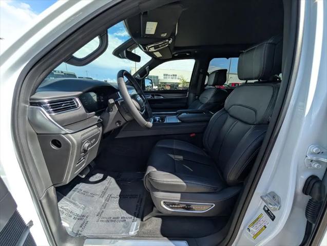 2026 Jeep Grand Wagoneer L Summit Obsidian 4x4