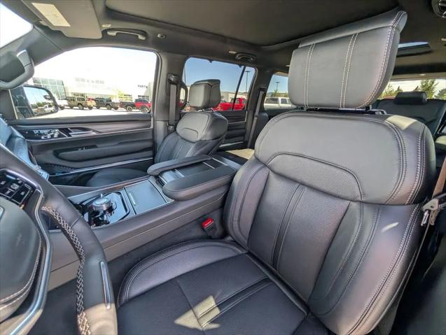 2026 Jeep Grand Wagoneer L Summit Obsidian 4x4