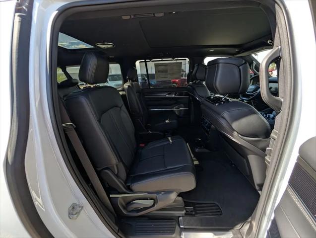 2026 Jeep Grand Wagoneer L Summit Obsidian 4x4