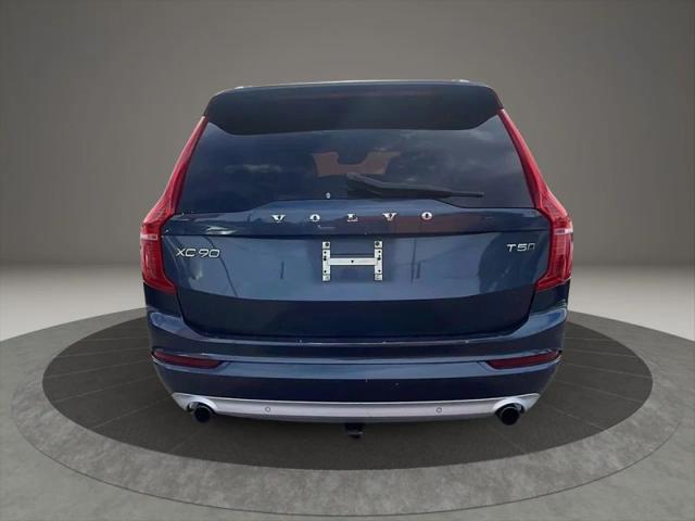2018 Volvo XC90 T5 Momentum