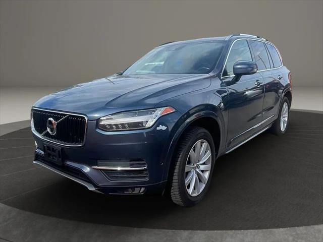 2018 Volvo XC90 T5 Momentum