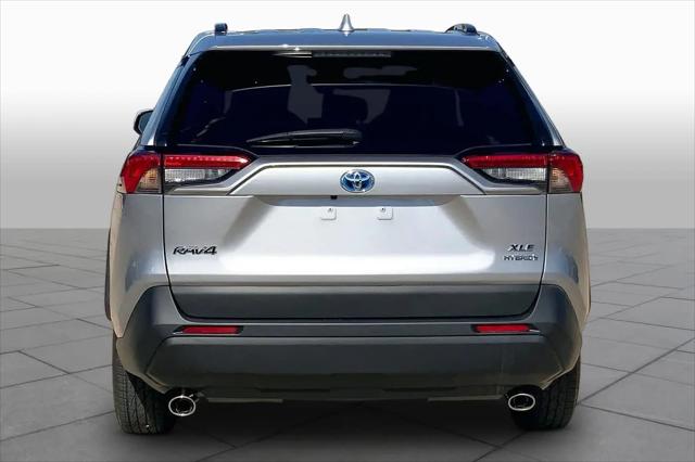 2022 Toyota RAV4 Hybrid XLE