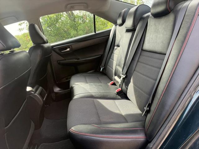 2017 Toyota Camry SE