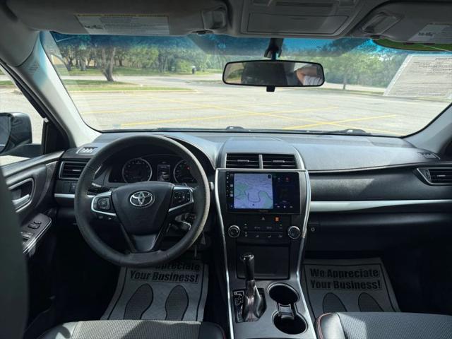2017 Toyota Camry SE