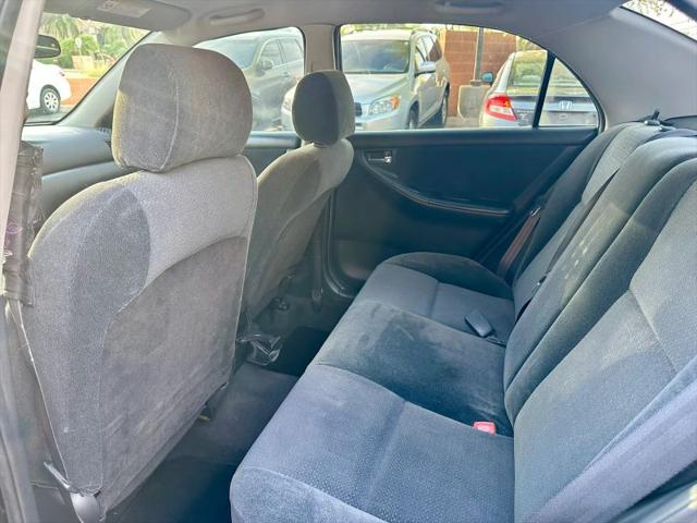 2004 Toyota Corolla S