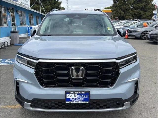 2023 Honda Pilot AWD Elite