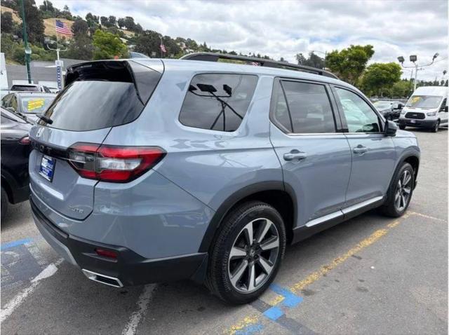 2023 Honda Pilot AWD Elite