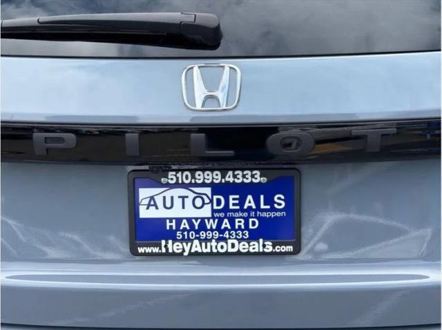 2023 Honda Pilot AWD Elite