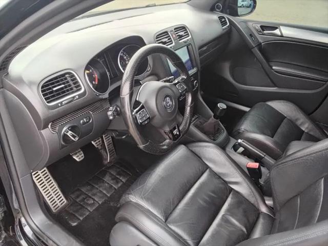 2012 Volkswagen Golf R 4-Door