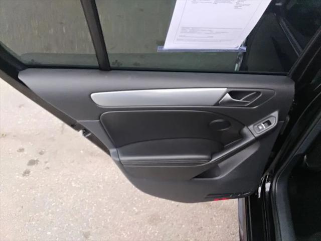 2012 Volkswagen Golf R 4-Door