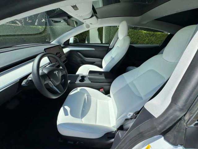 2021 Tesla Model 3 Standard Range Plus Rear-Wheel Drive