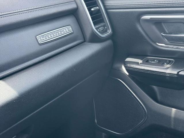 2019 Ram 1500 Laramie Crew Cab 4x4 5'7" Box