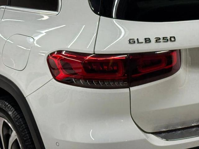 2023 Mercedes-Benz GLB 250