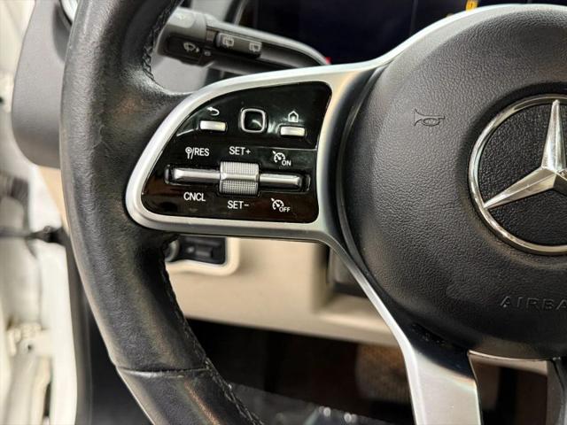 2023 Mercedes-Benz GLB 250