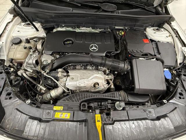 2023 Mercedes-Benz GLB 250