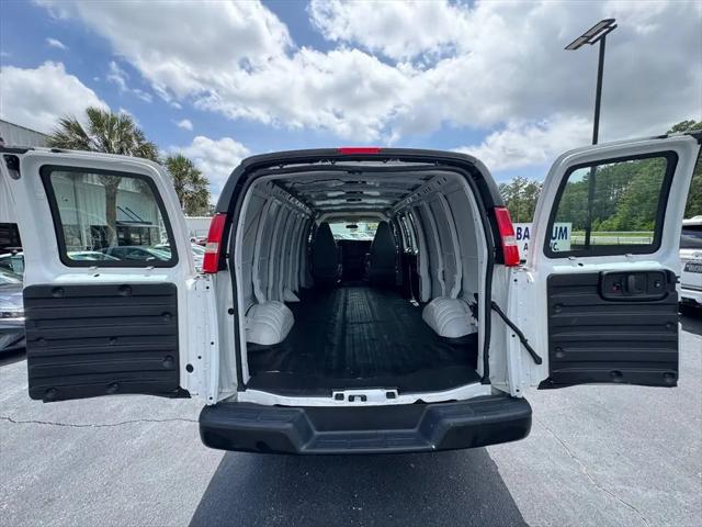 2019 GMC Savana 2500 Work Van