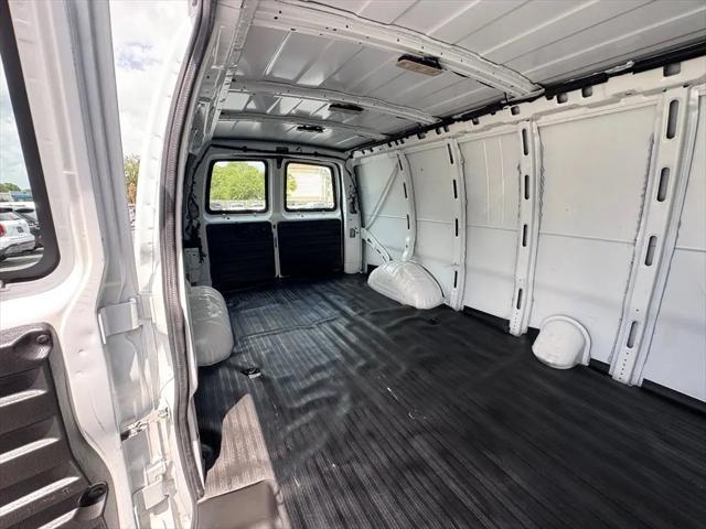 2019 GMC Savana 2500 Work Van