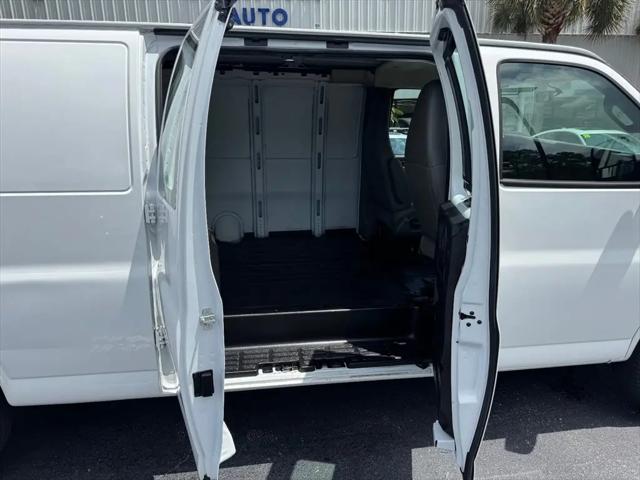 2019 GMC Savana 2500 Work Van