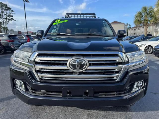 2019 Toyota Land Cruiser V8