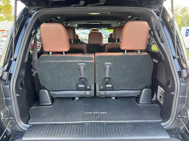 2019 Toyota Land Cruiser V8